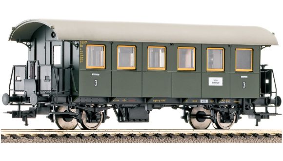 Passenger car 3rd class<br /><a href='images/pictures/Fleischmann/509202.jpg' target='_blank'>Full size image</a>